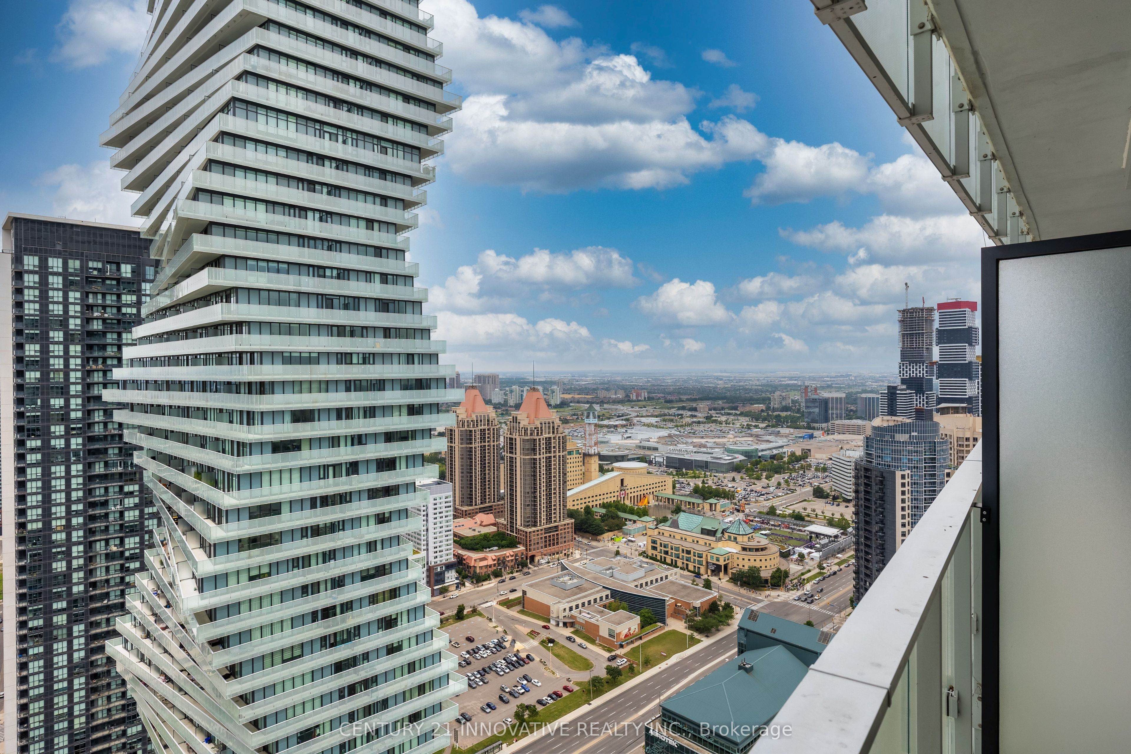 3883 SE quartz Road W 4011, Mississauga, ON L5B 0M4 photo 4