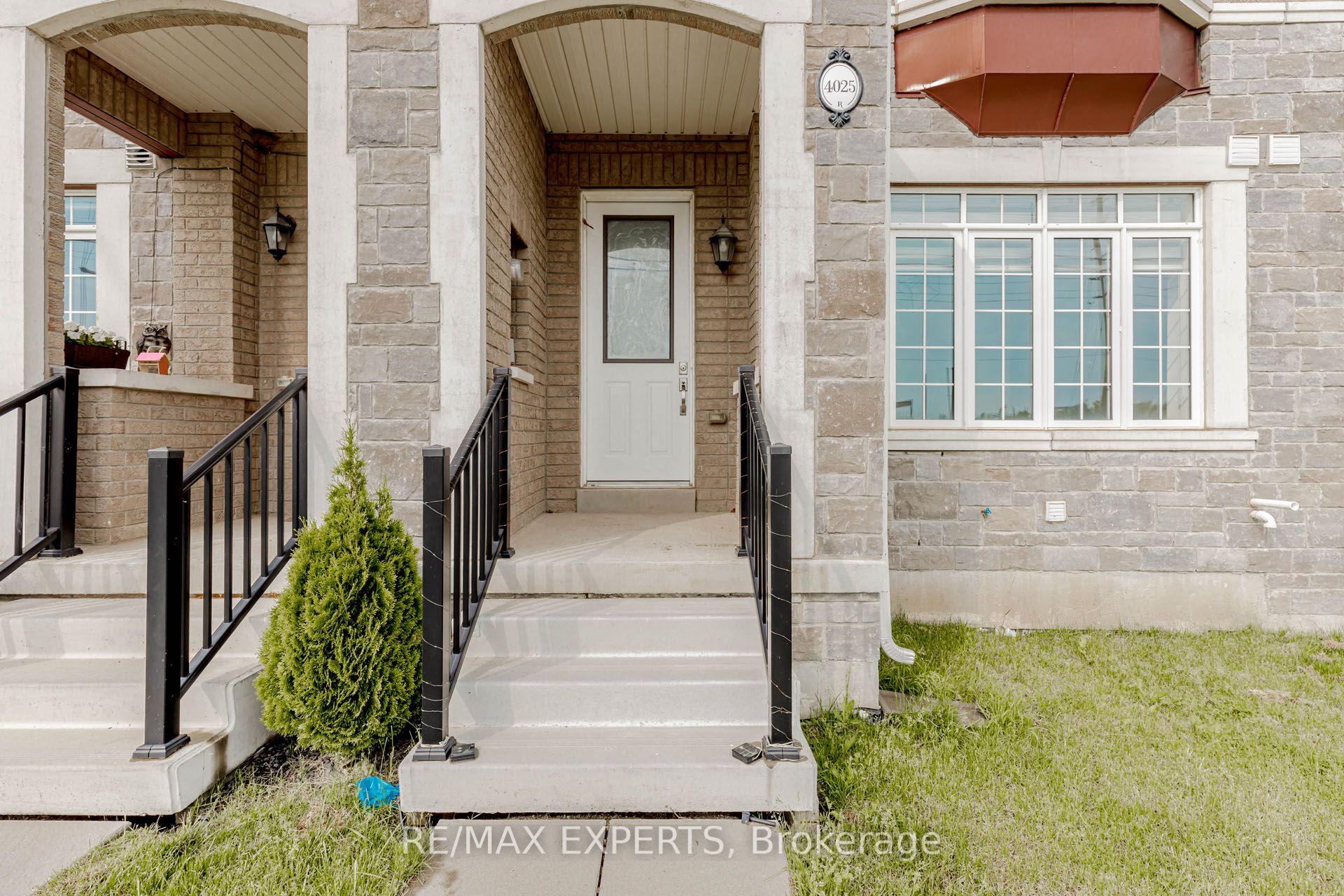 4025 Sixth Line, Oakville, ON L6H 3P8 photo 5