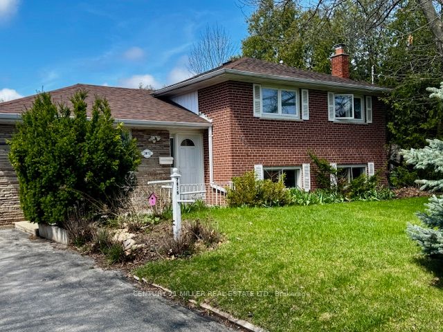 2075 Seabrook Drive, Oakville, ON L6L 2T8 photo 3