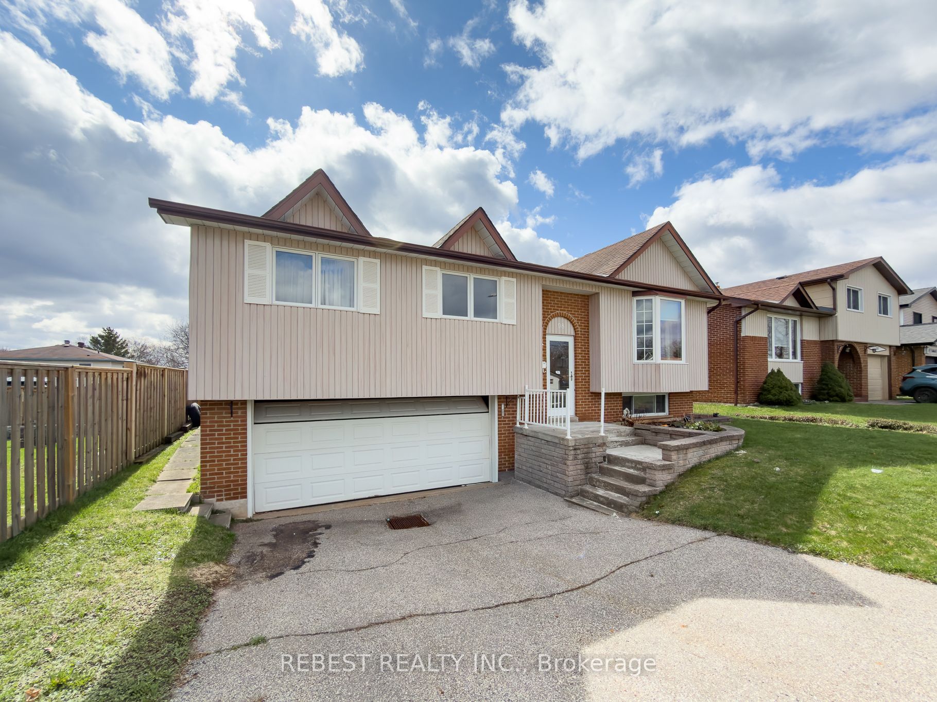 98 Cobblehill Road, Halton Hills, ON L7J 1P3 photo 2