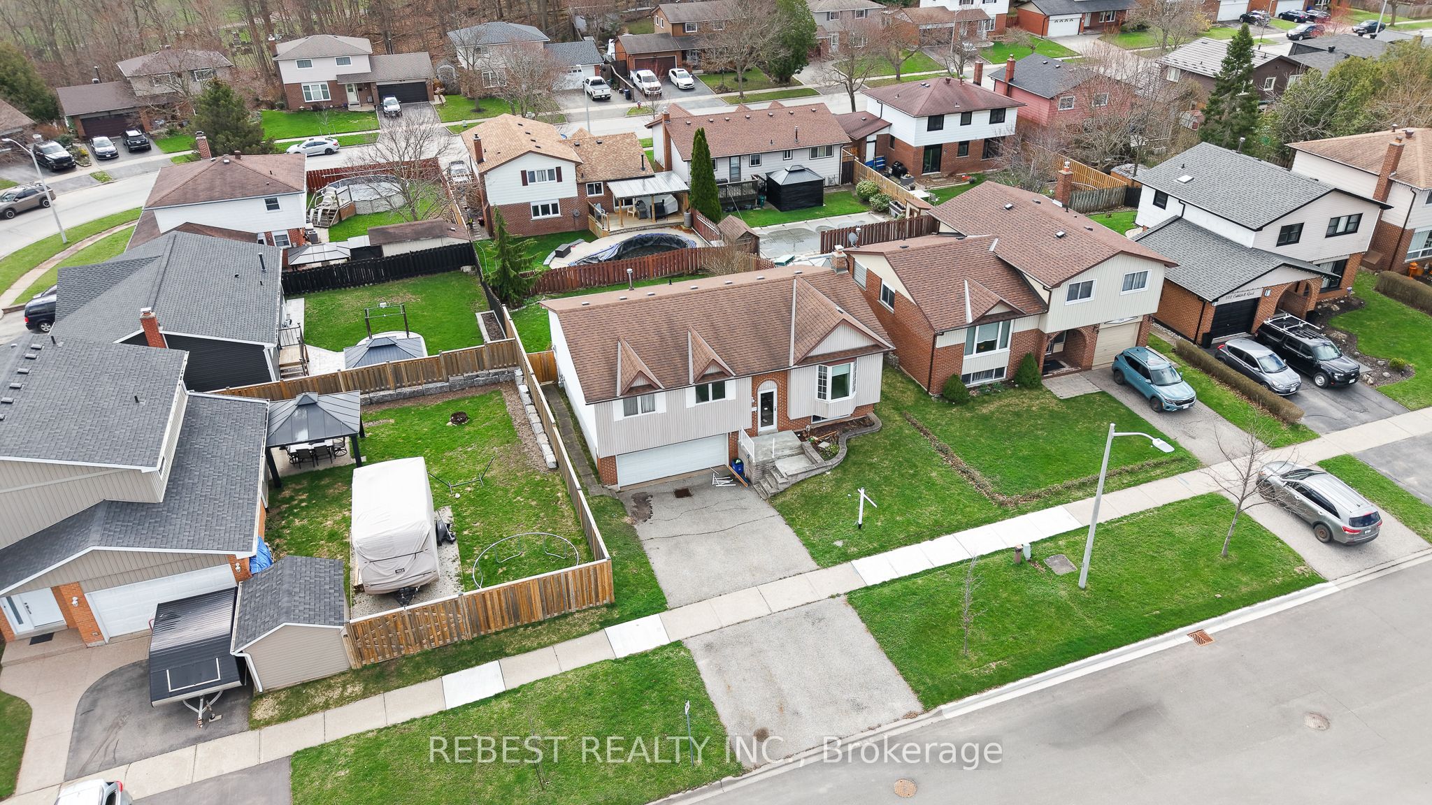 98 Cobblehill Road, Halton Hills, ON L7J 1P3 photo 4