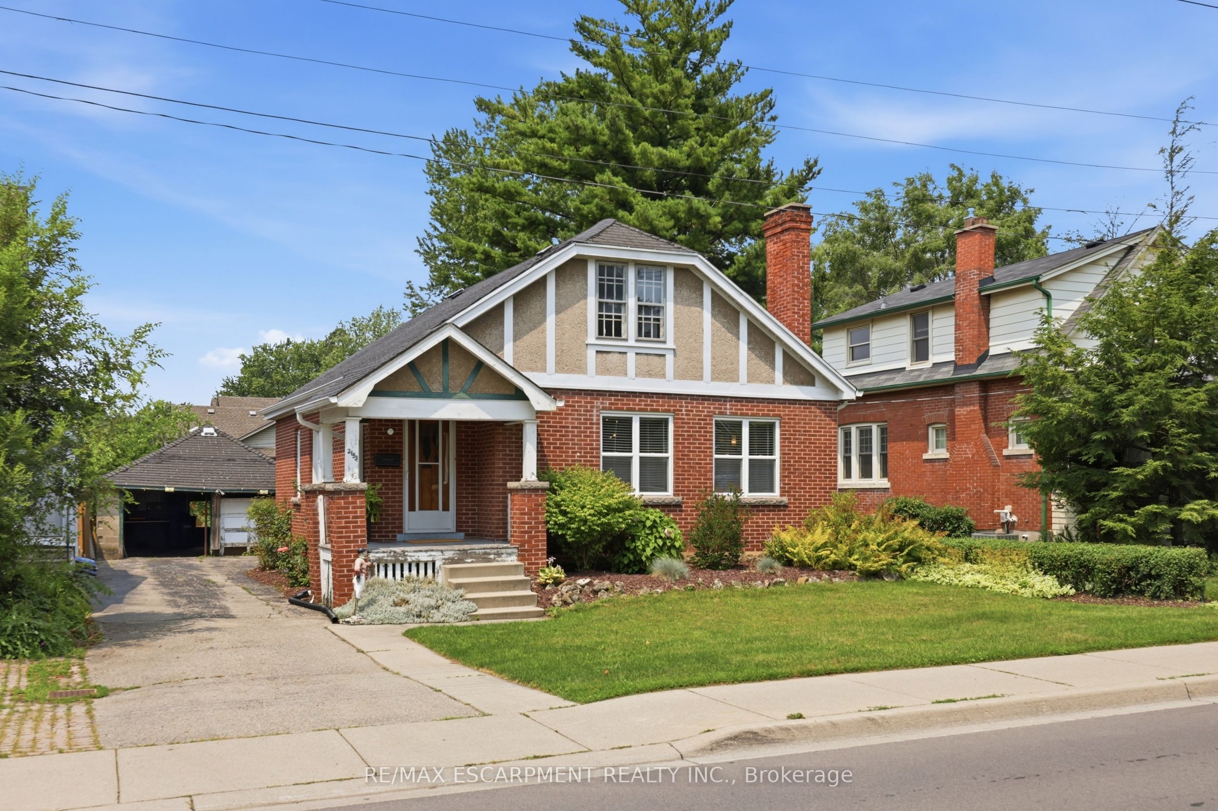 2153 CAROLINE Street, Burlington, ON L7R 1L7 photo 3