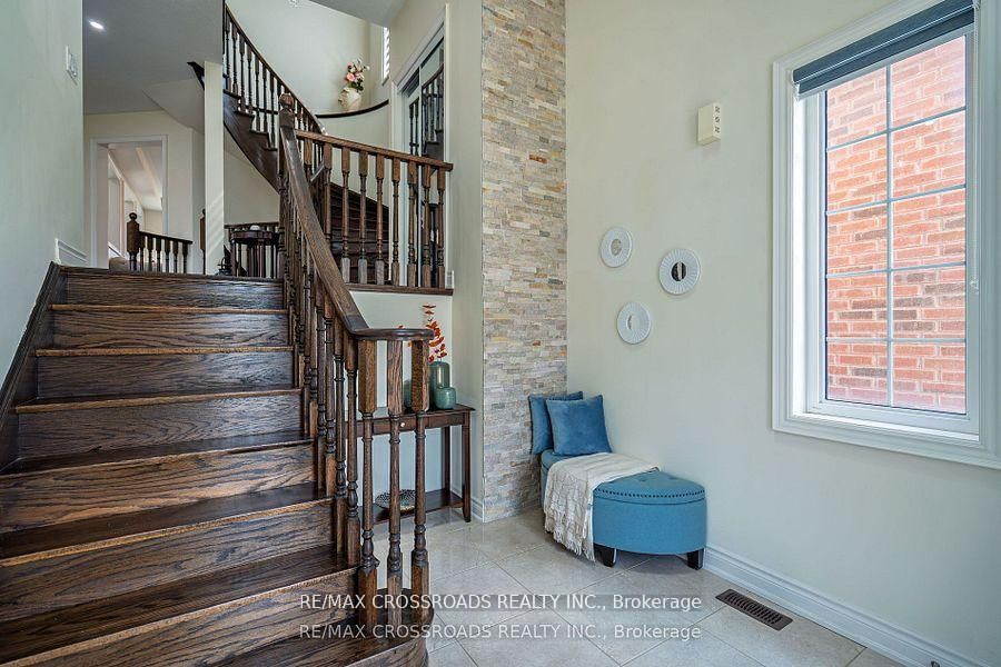 119 Russell Creek Drive, Brampton, ON L6R 0B3 photo 5