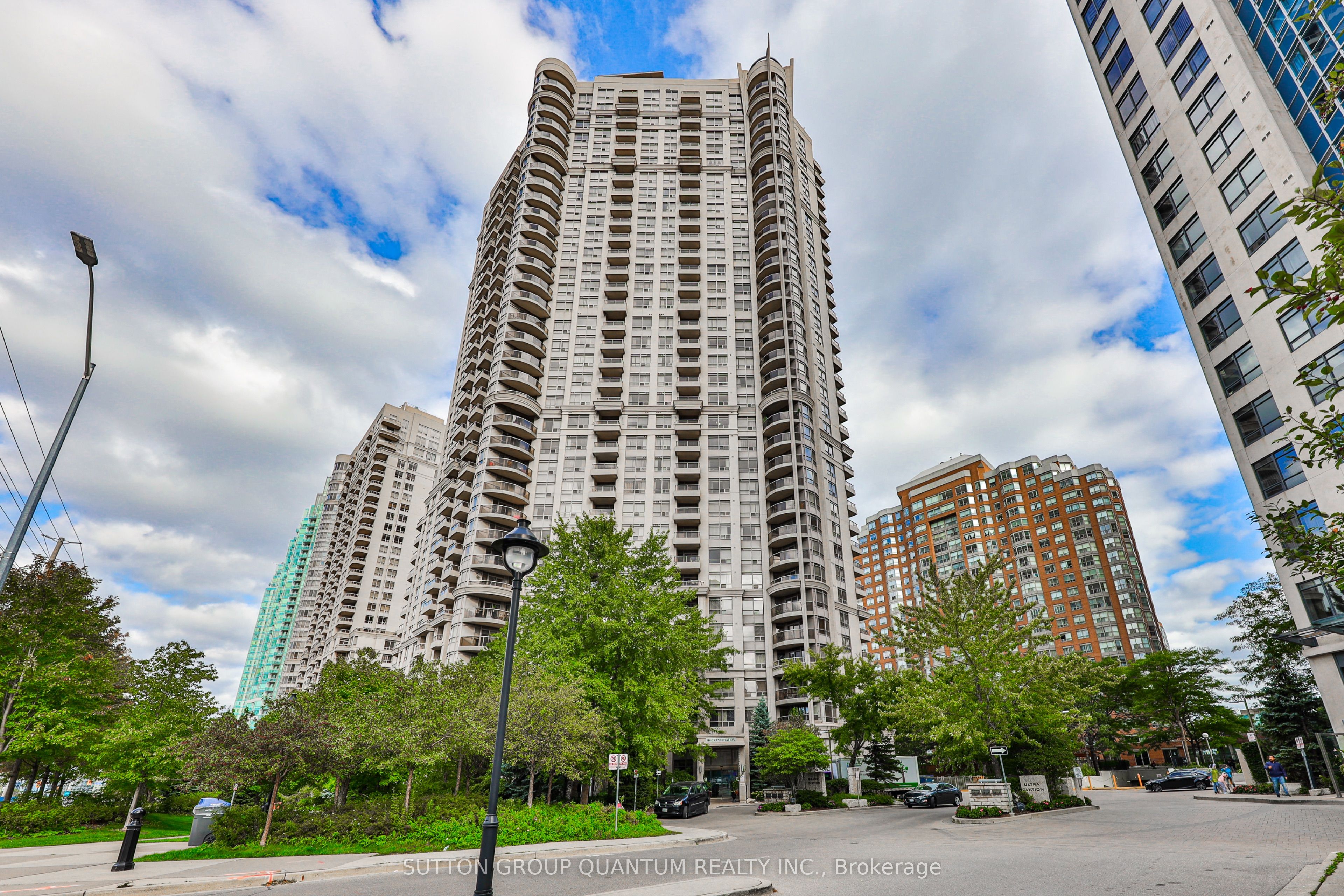 310 Burnhamthorpe Road W 1602, Mississauga, ON L5B 4P9