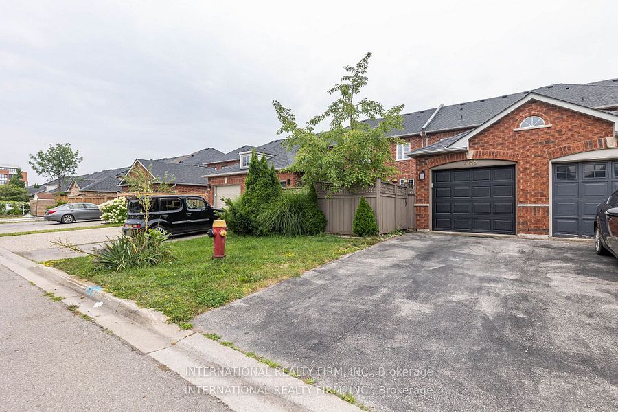 1855 Appleby Line, Burlington, ON L7L 7M1 photo 2