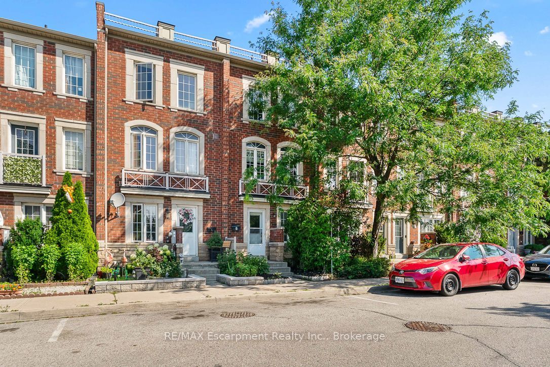 8 JIM BAIRD Mews, Toronto, ON M3L 0C6 photo 2