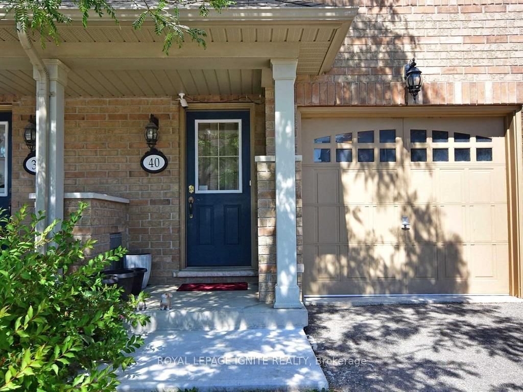 40 Cedar Lake Crescent, Brampton, ON L6Y 0P9 photo 3