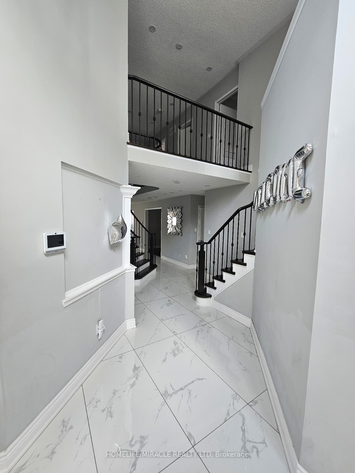 20 Summer Mist Court, Brampton, ON L6R 2Z1 photo 3