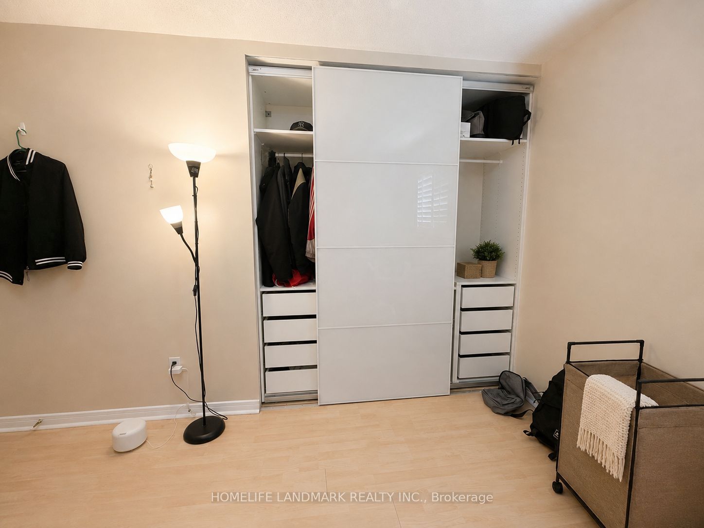 4674 Antelope Crescent, Mississauga, ON L4Z 2X1 photo 3