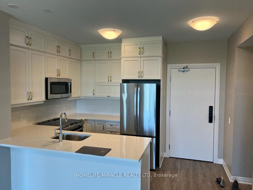 95 Dundas Street W 219, Oakville, ON L6M 5N4 photo 4