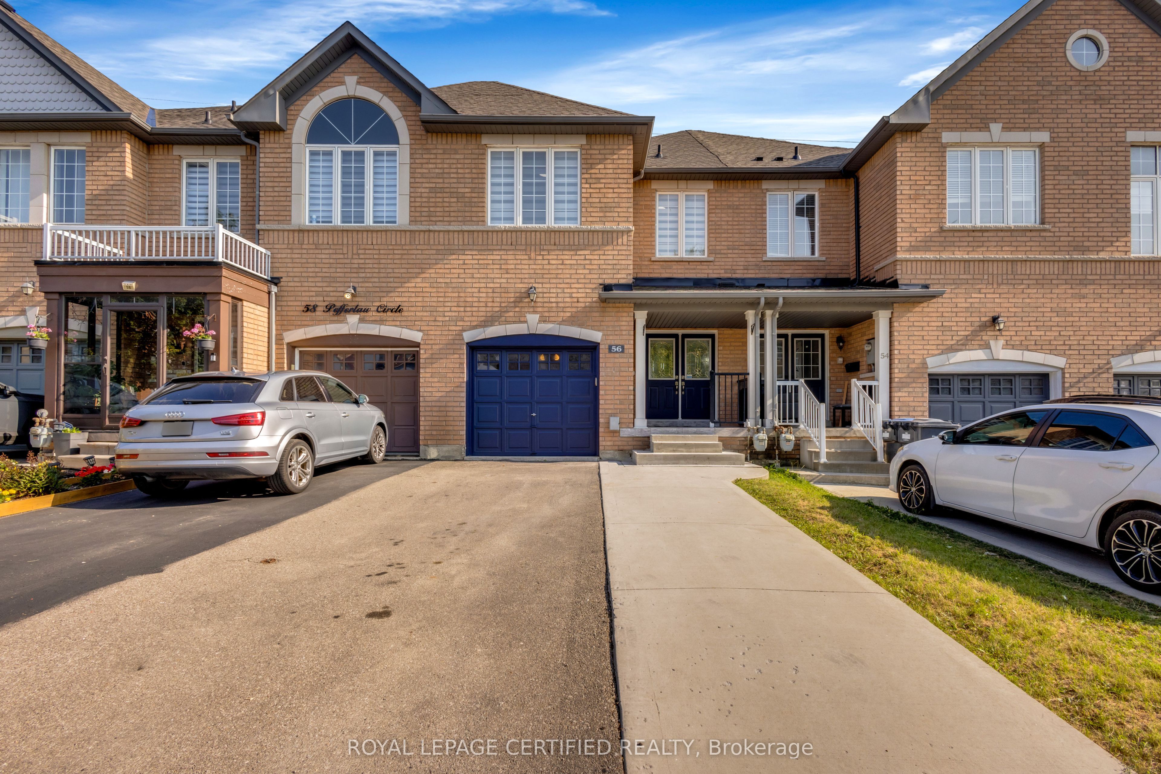 56 Pefferlaw Circle, Brampton, ON L6Y 0K1 photo 2