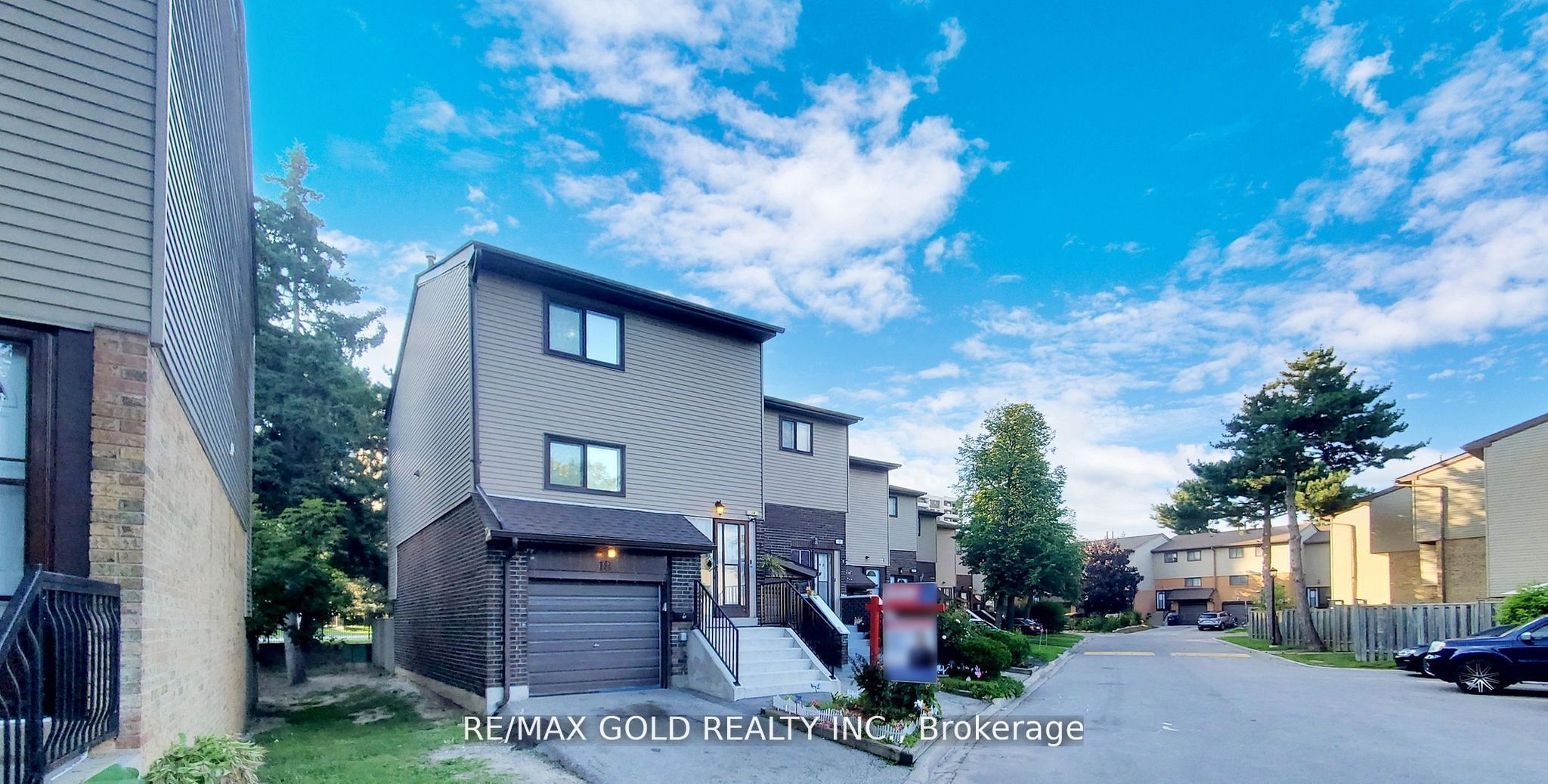 18 Carleton Place 18, Brampton, ON L6T 3Z4 photo 2