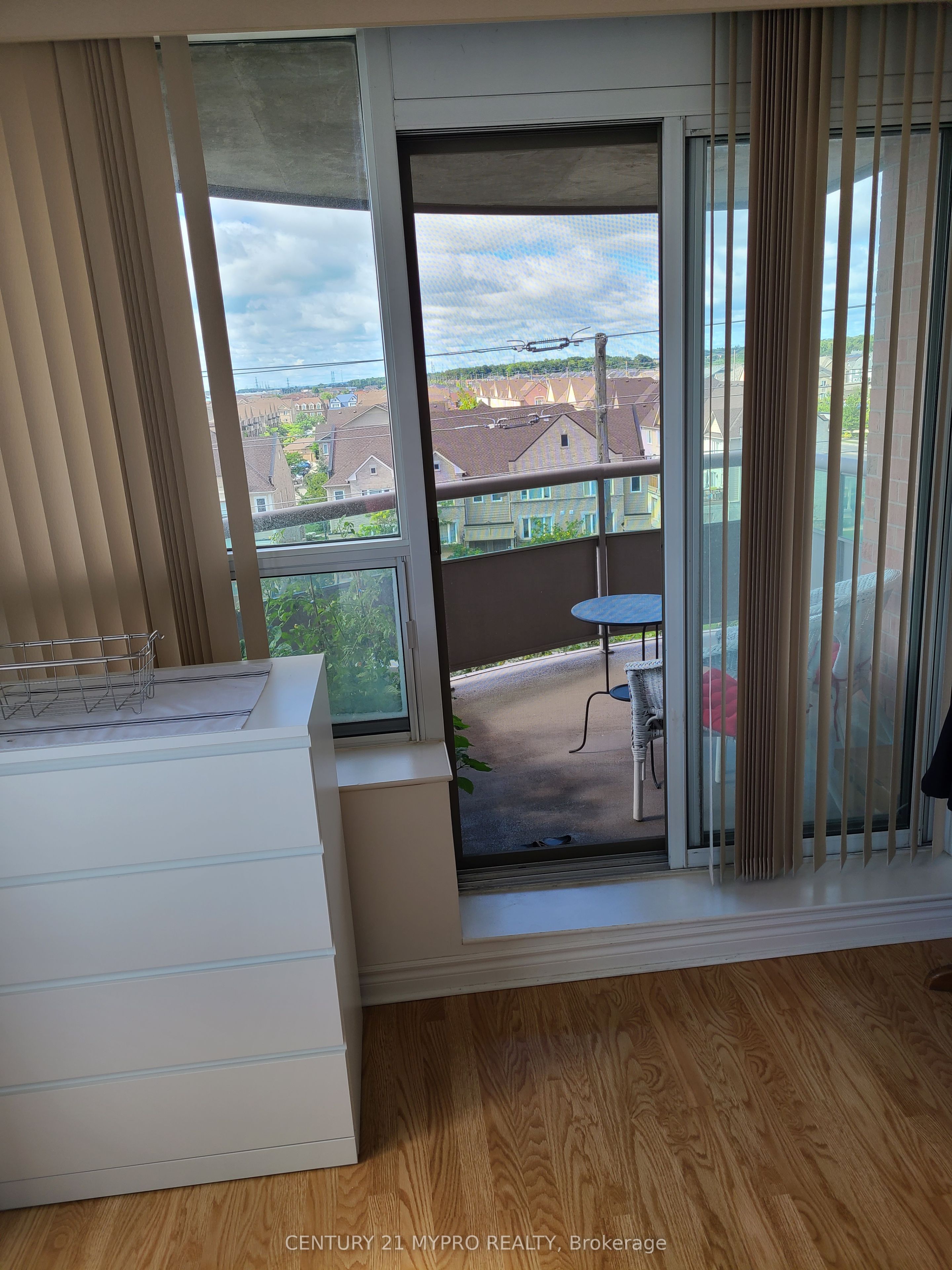 4640 Kimbermount Avenue #603, Mississauga, ON L5M 5W6 photo 3
