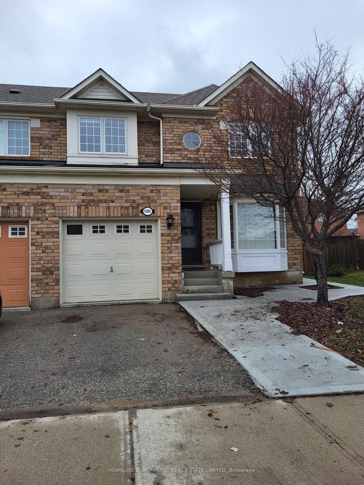 1585 Gowling Terrace, Milton, ON L9T 5J7