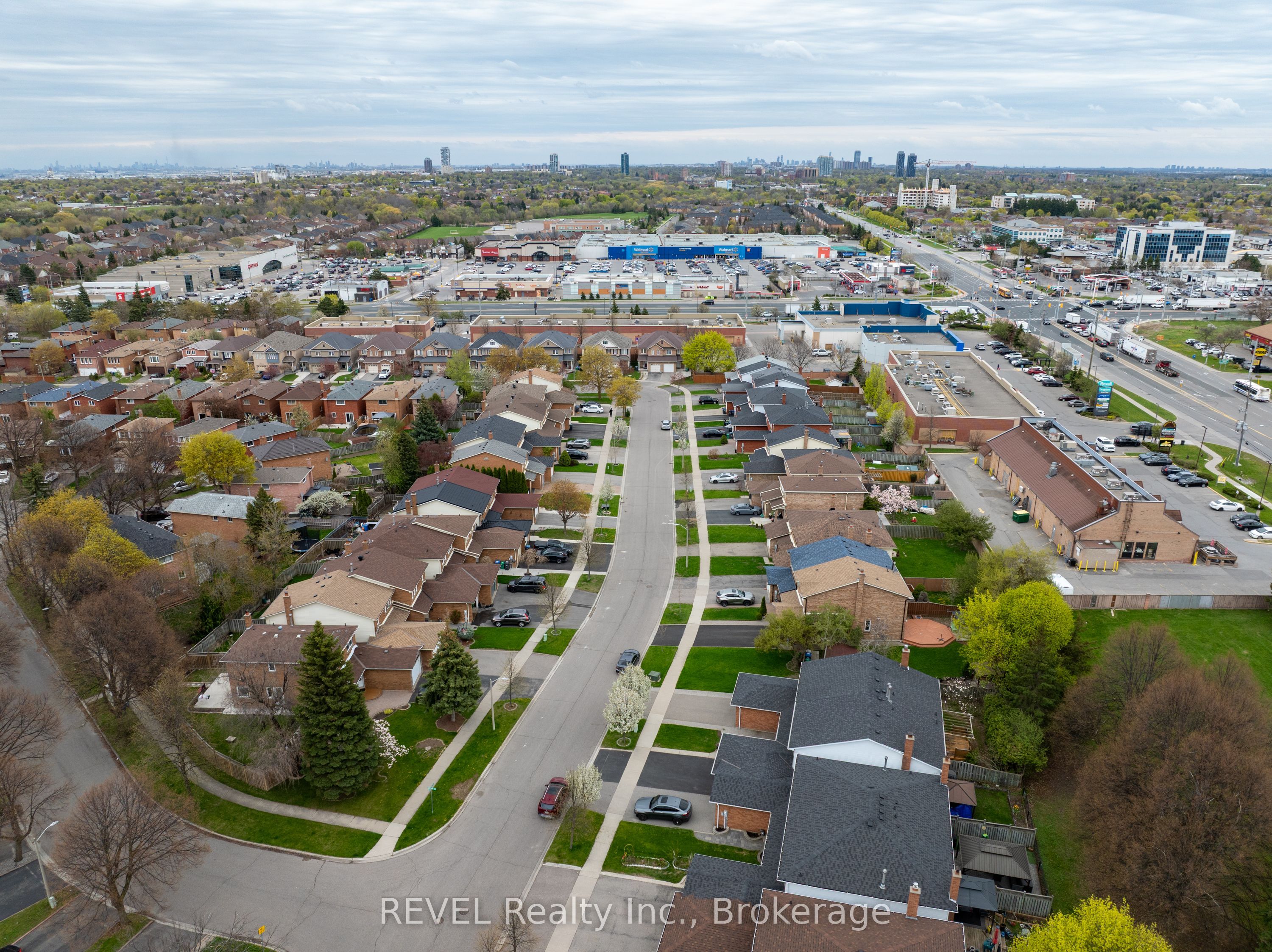 80 Dumfries Avenue, Brampton, ON L6Z 2X8 photo 5