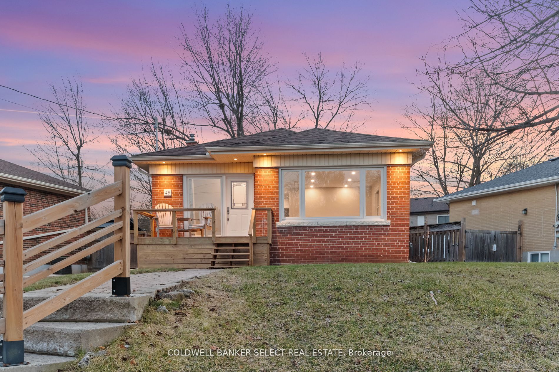 49 Ewing Street, Halton Hills, ON L7G 2R2 photo 3