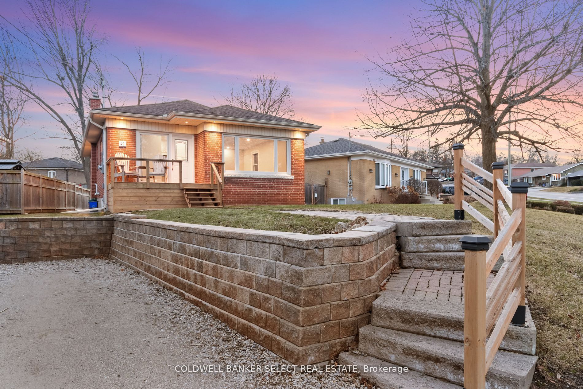 49 Ewing Street, Halton Hills, ON L7G 2R2 photo 4