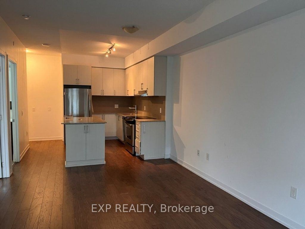 2560 Eglinton Avenue W 306, Mississauga, ON L5M 0Y3
