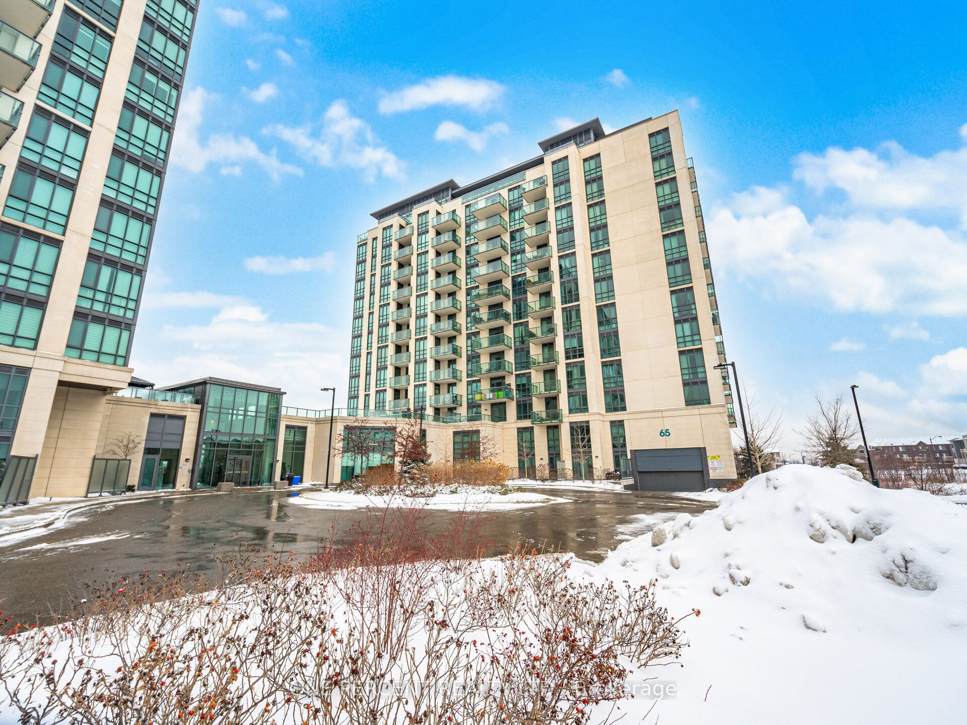 65 Yorkland Boulevard 811, Brampton, ON L6P 4M5
