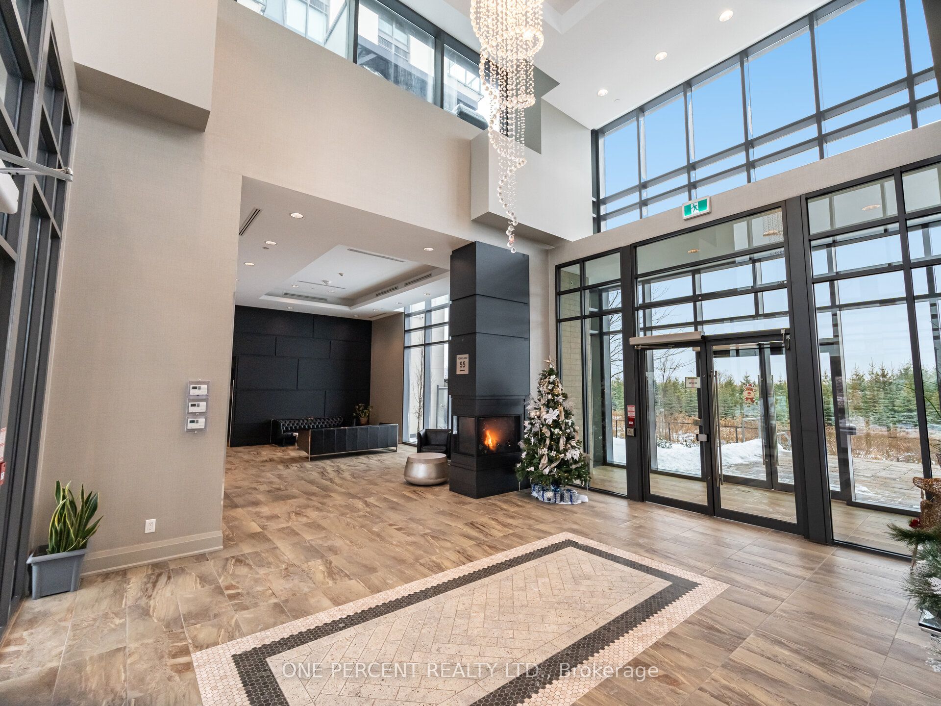 65 Yorkland Boulevard 811, Brampton, ON L6P 4M5 photo 4