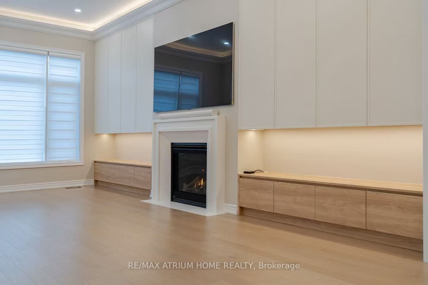 75 Carnegie Drive, Oakville, ON L6H 7C5 photo 4