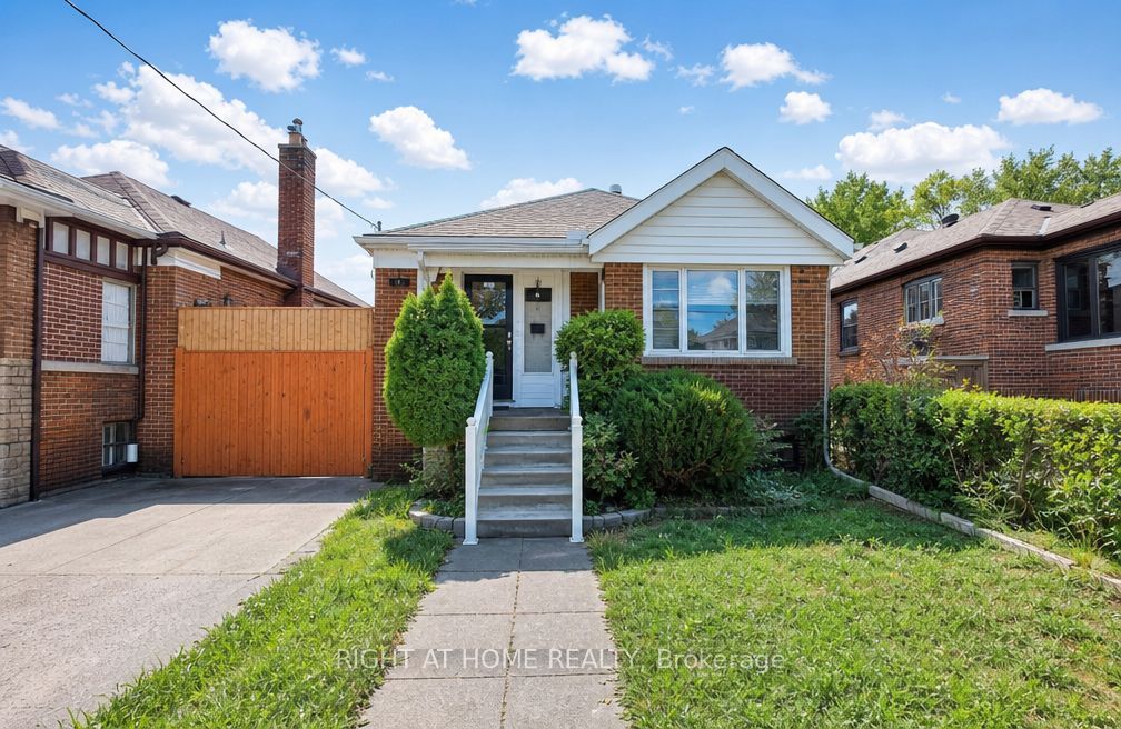 1788 Keele Street, Toronto, ON M6M 3X1 photo 5