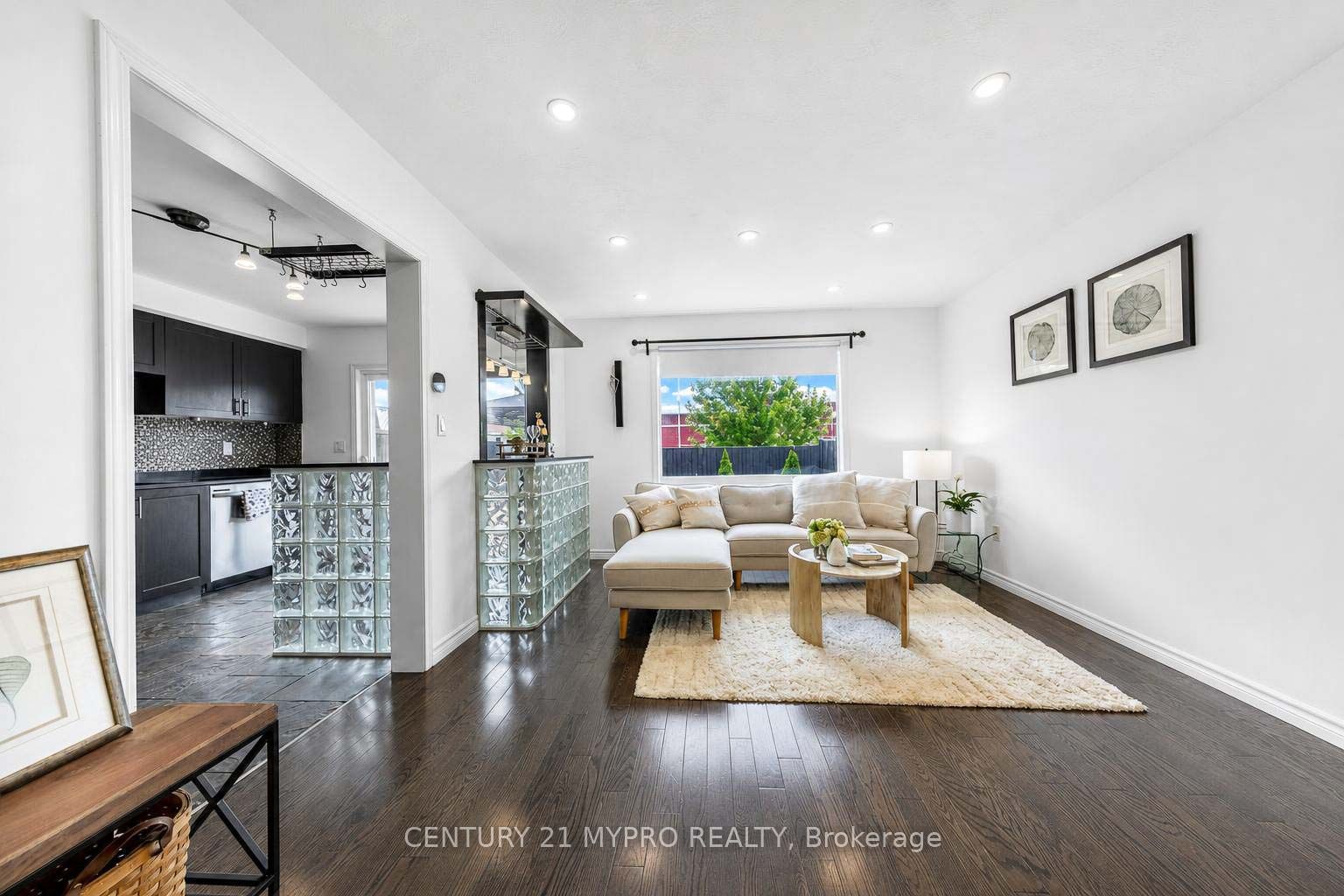 4026 Donnic Drive, Burlington, ON L7M 0A7 photo 5