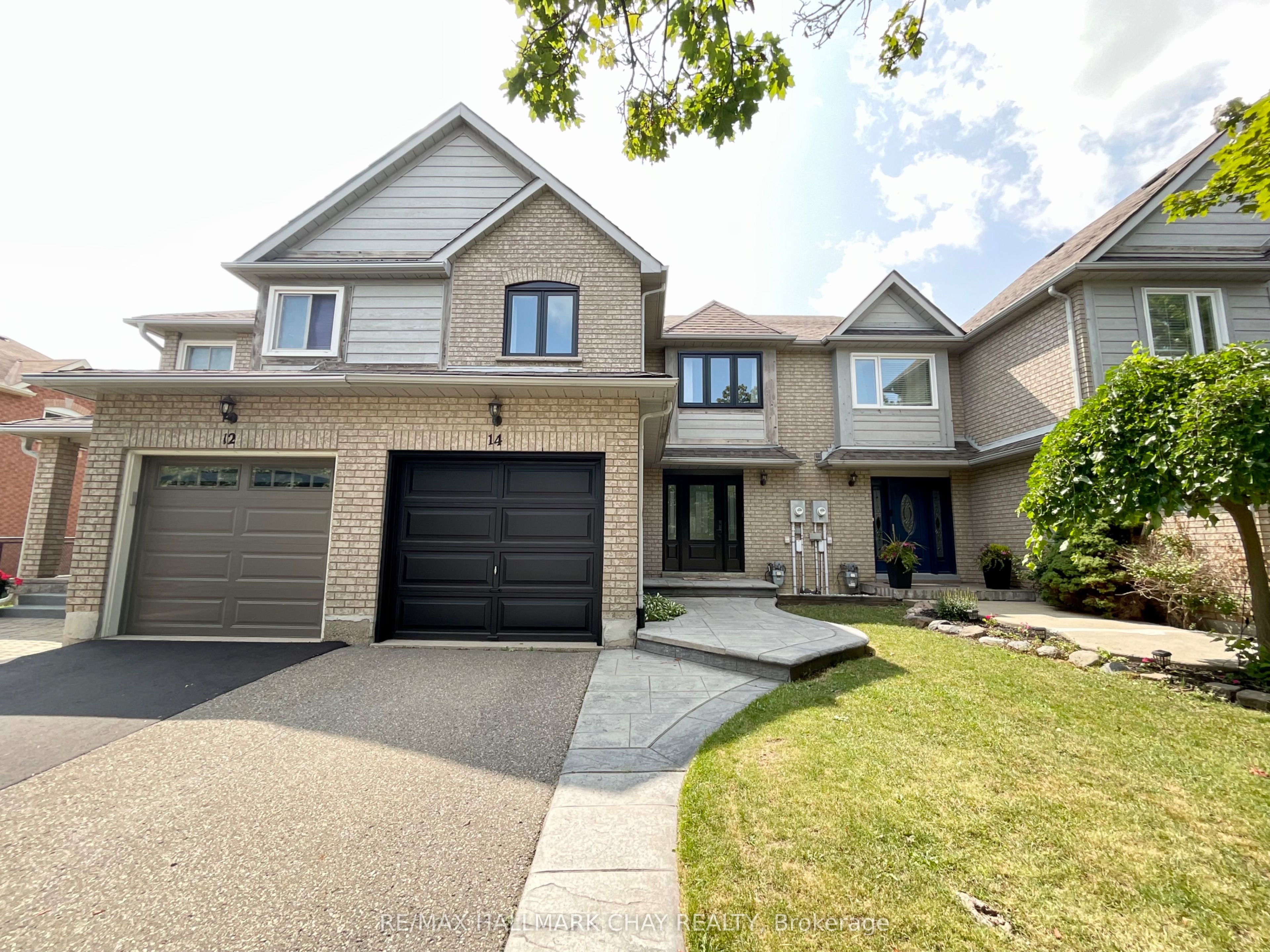 14 Gardenia Way, Caledon, ON L7C 1B2