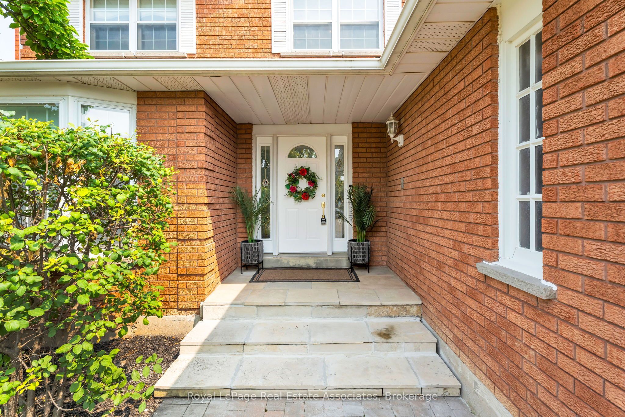 82 Turtlecreek Boulevard, Brampton, ON L6W 3X9 photo 5