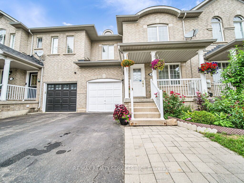 7 Olivett Lane, Brampton, ON L7A 2X3 photo 3