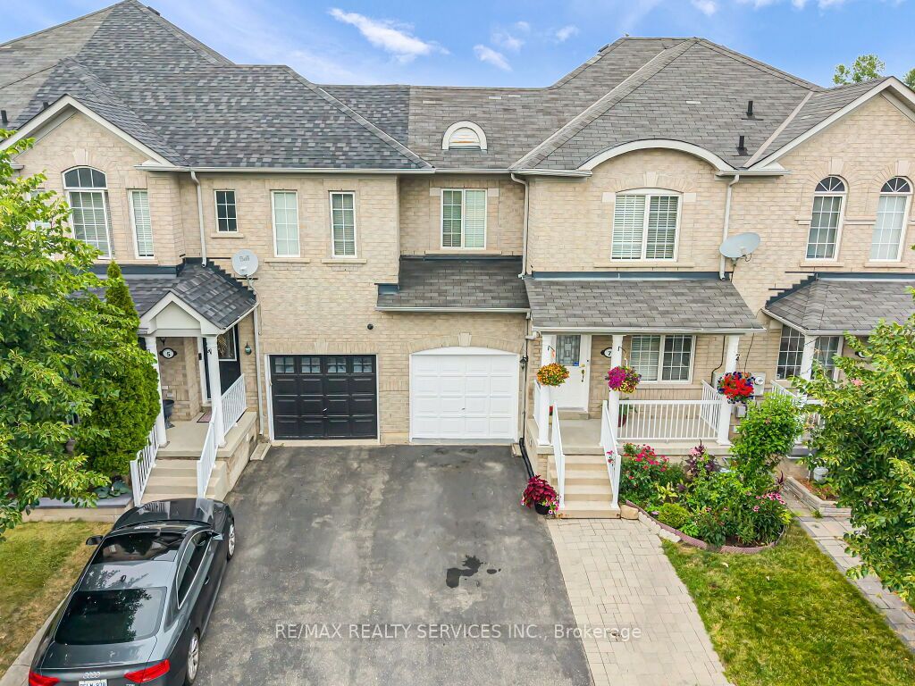 7 Olivett Lane, Brampton, ON L7A 2X3 photo 4