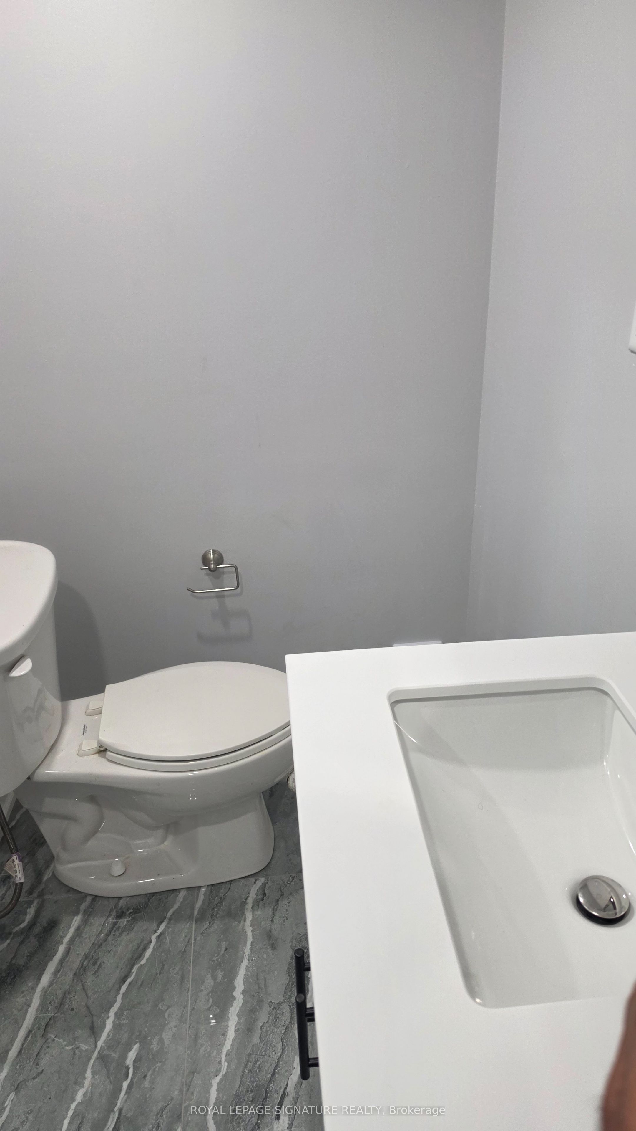 81 Smith Drive Basement, Halton Hills, ON L7G 5S7 photo 2