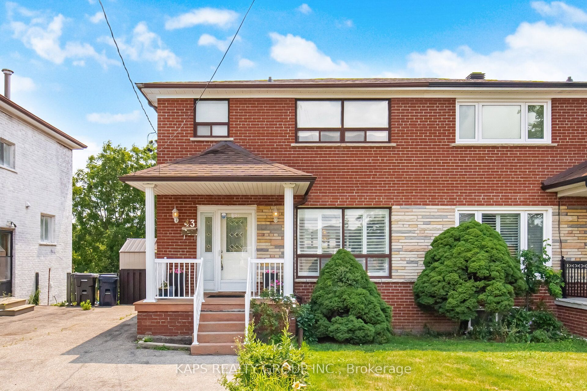 43 Donofree Road, Toronto, ON M6L 2P4 photo 2