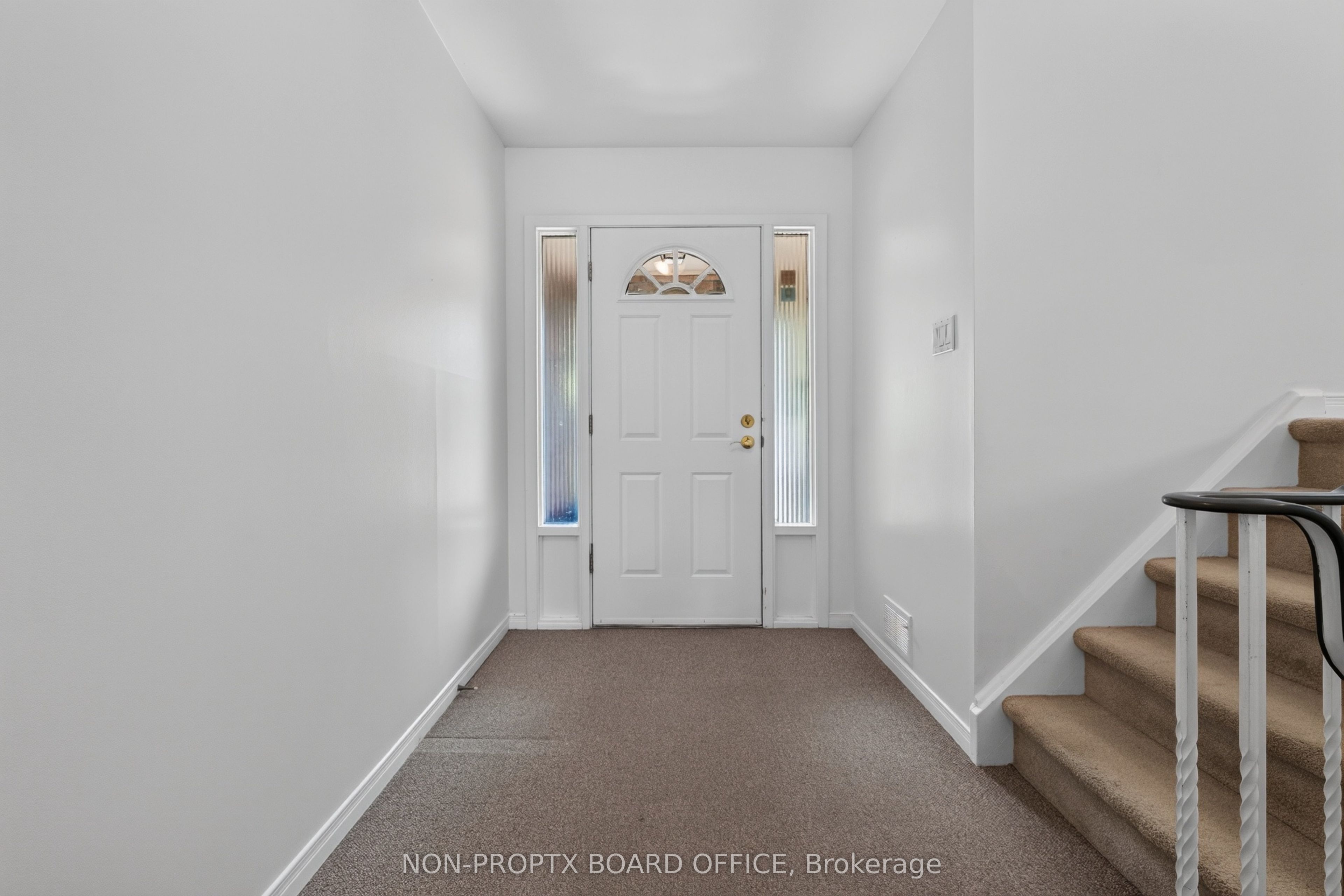 5051 Brady Avenue, Burlington, ON L7L 3X5 photo 4