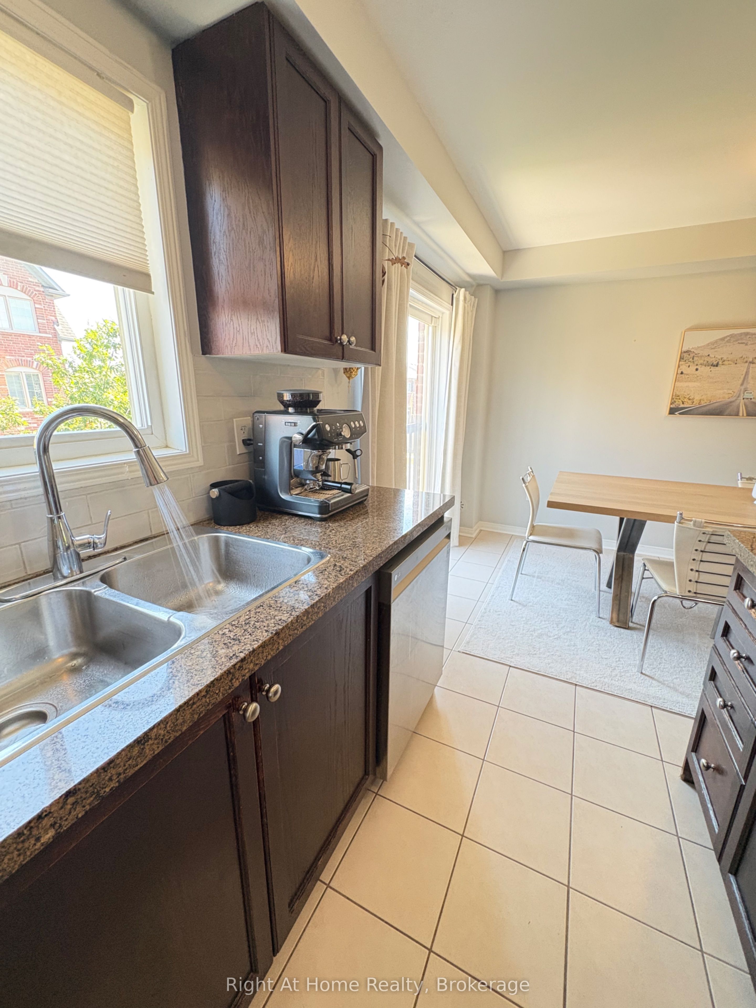 2179 Fiddlers Way 65, Oakville, ON L6M 0L6 photo 3