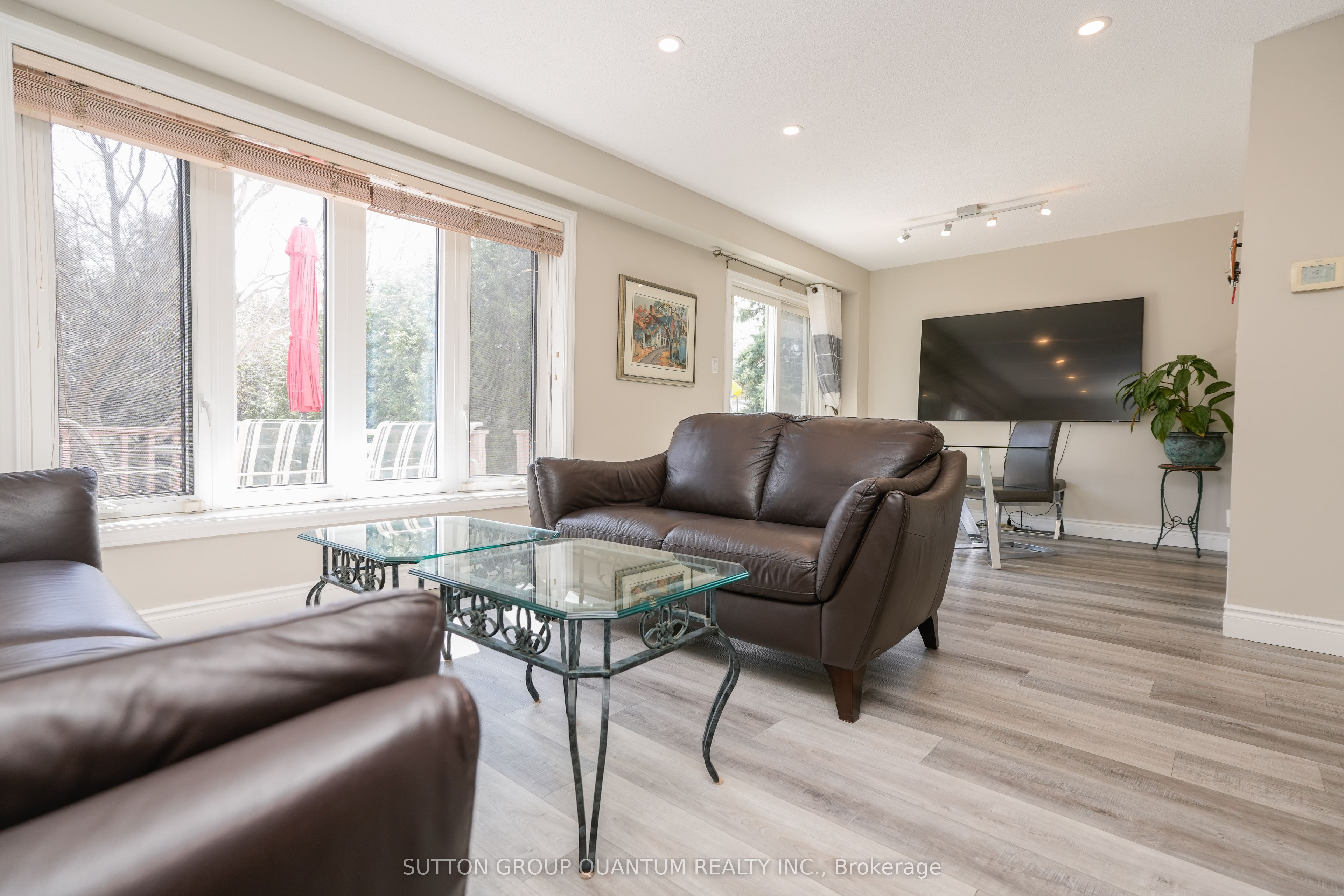 1900 Carrera Court, Mississauga, ON L5H 3B2 photo 4