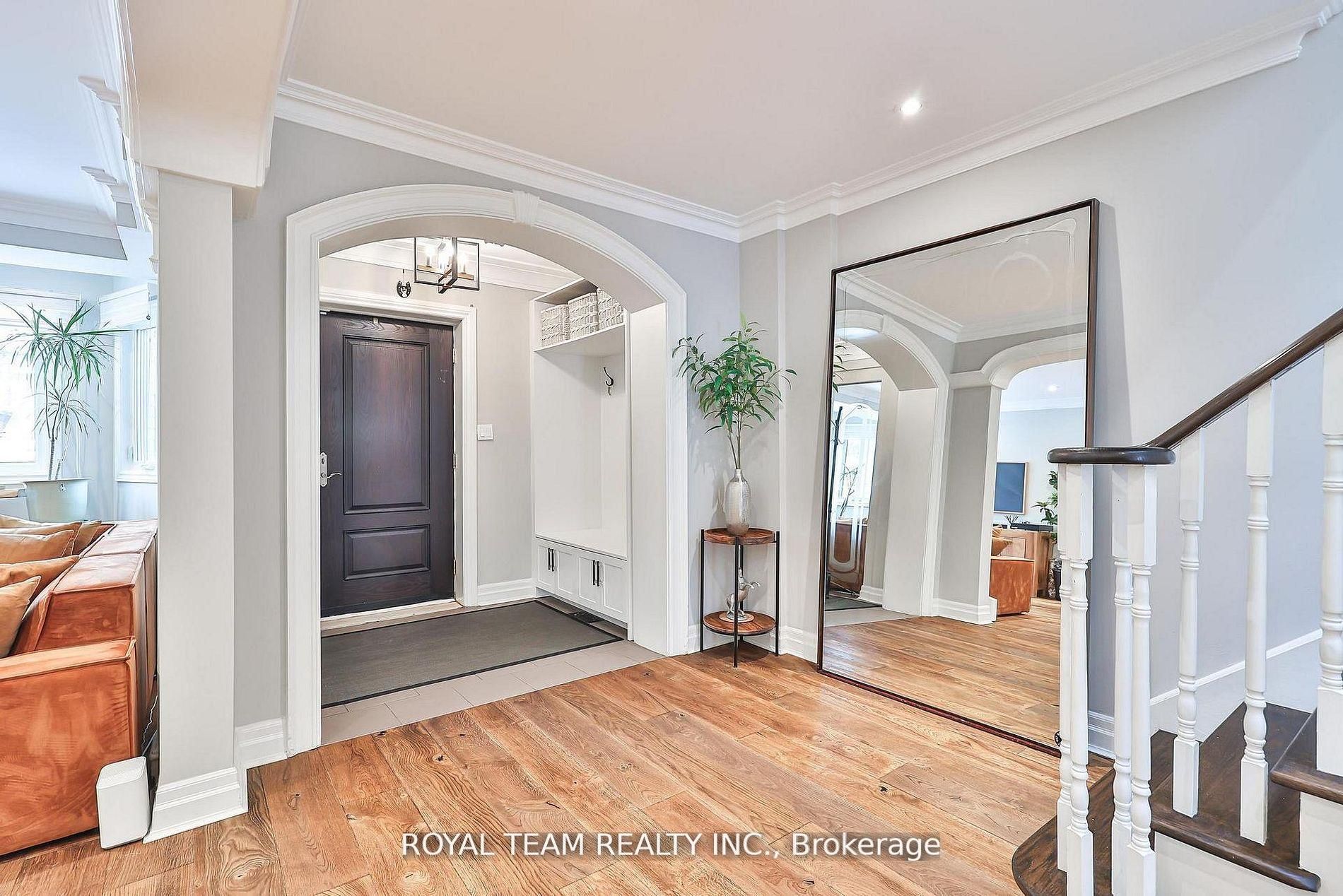 91 South Kingsway Way, Toronto, ON M6S 3T4 photo 5