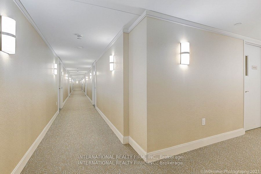 3091 Dufferin Street 601, Toronto, ON M6A 2S7 photo 3