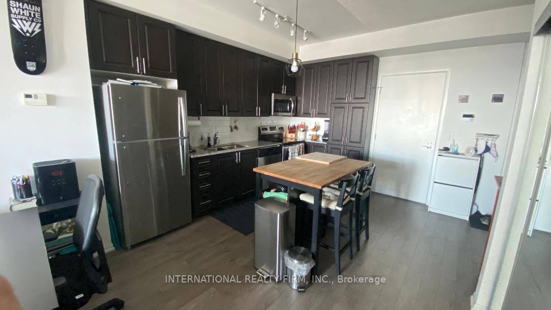 3091 Dufferin Street 601, Toronto, ON M6A 2S7 photo 5