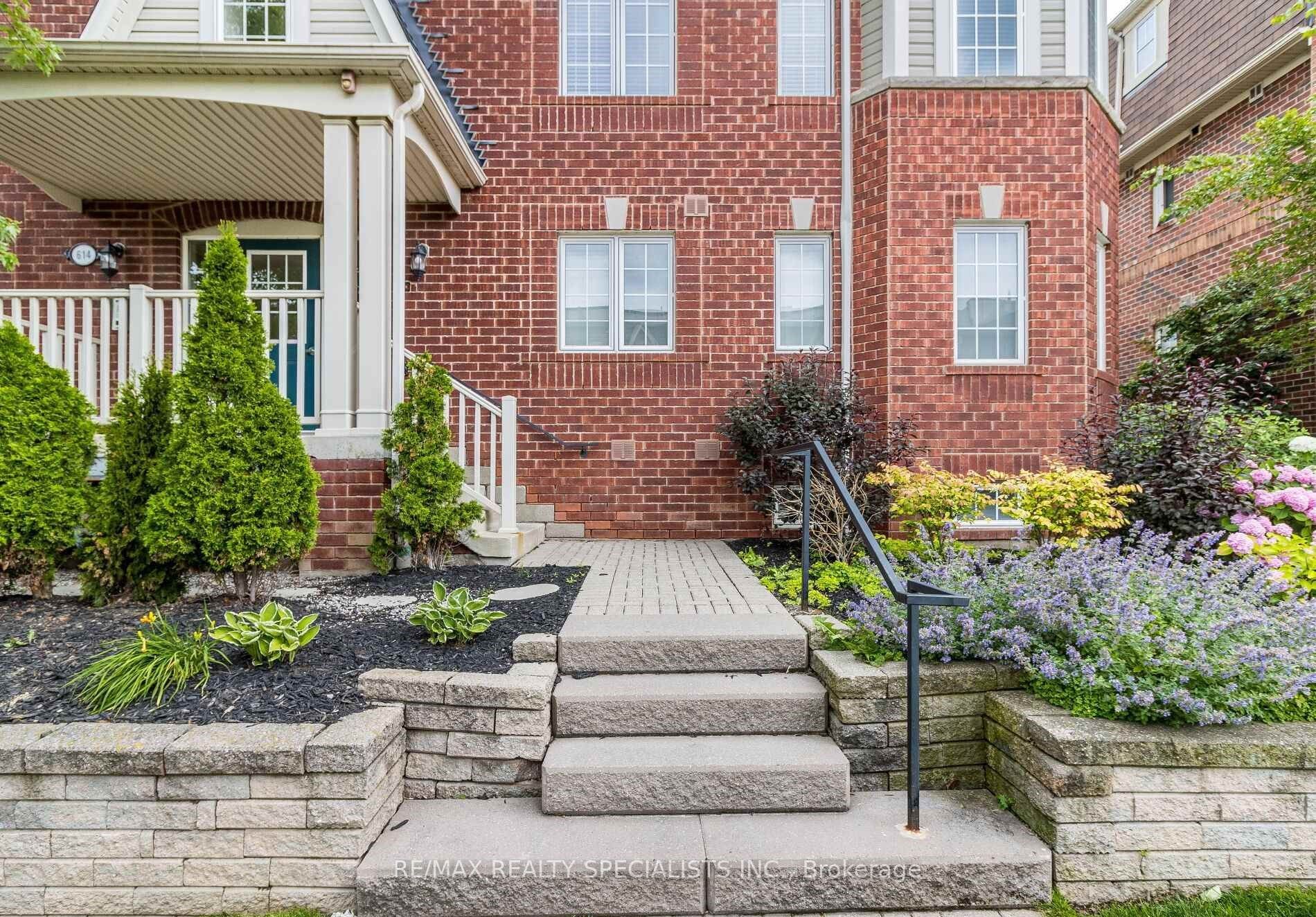 614 Shoreline Drive 5, Mississauga, ON L5B 0A8 photo 4