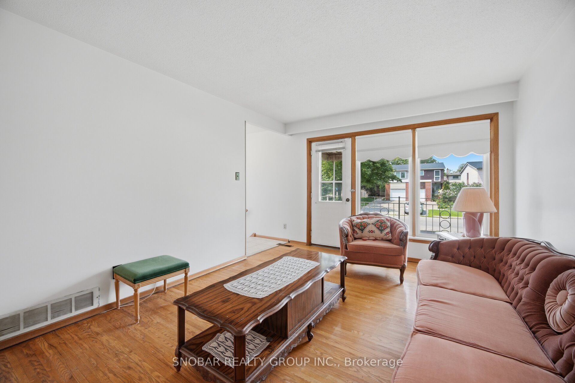 3117 Fieldgate Drive, Mississauga, ON L4X 2H2 photo 5