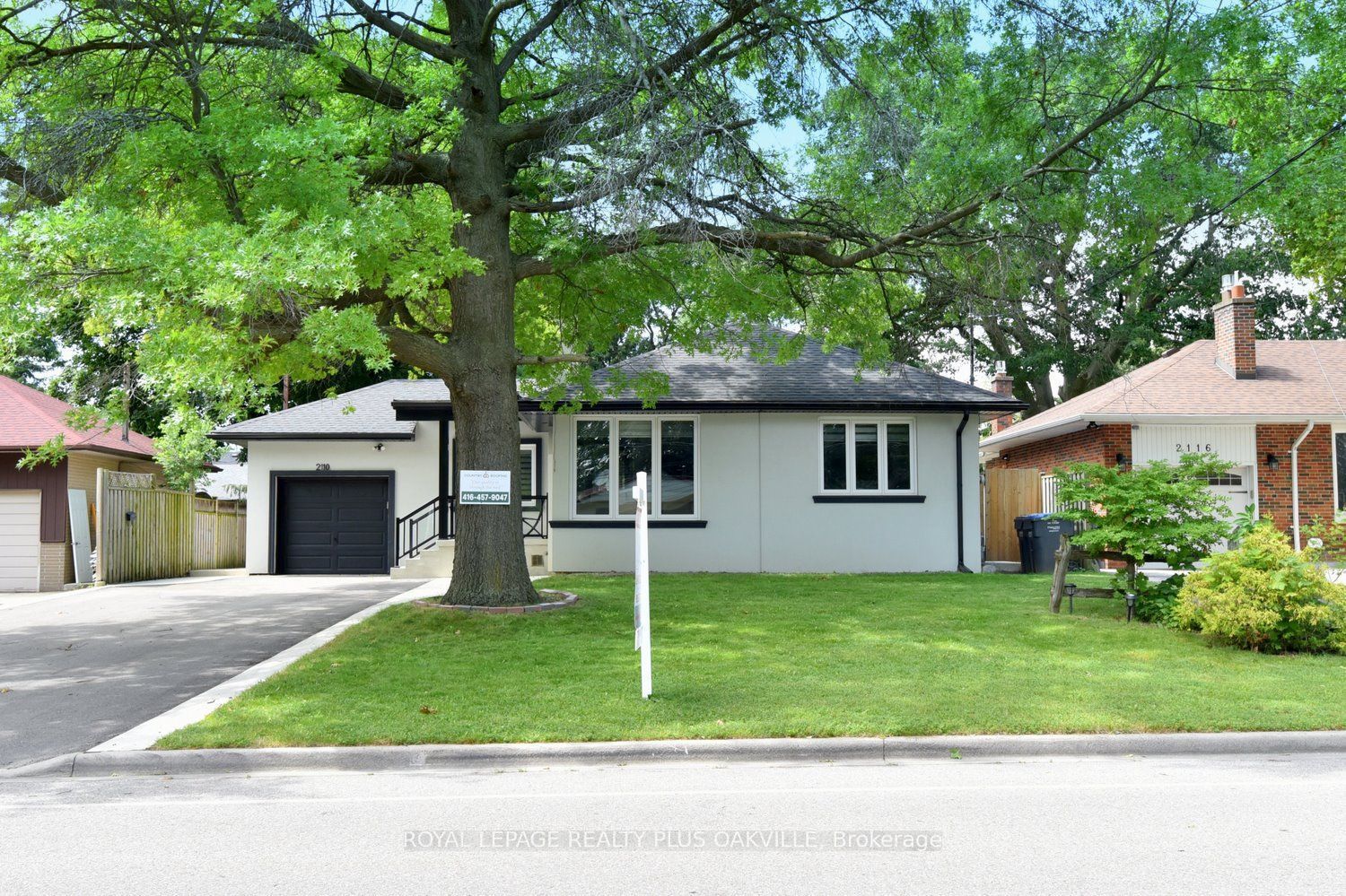 2110 Munden Road, Mississauga, ON L5A 2R2 photo 2