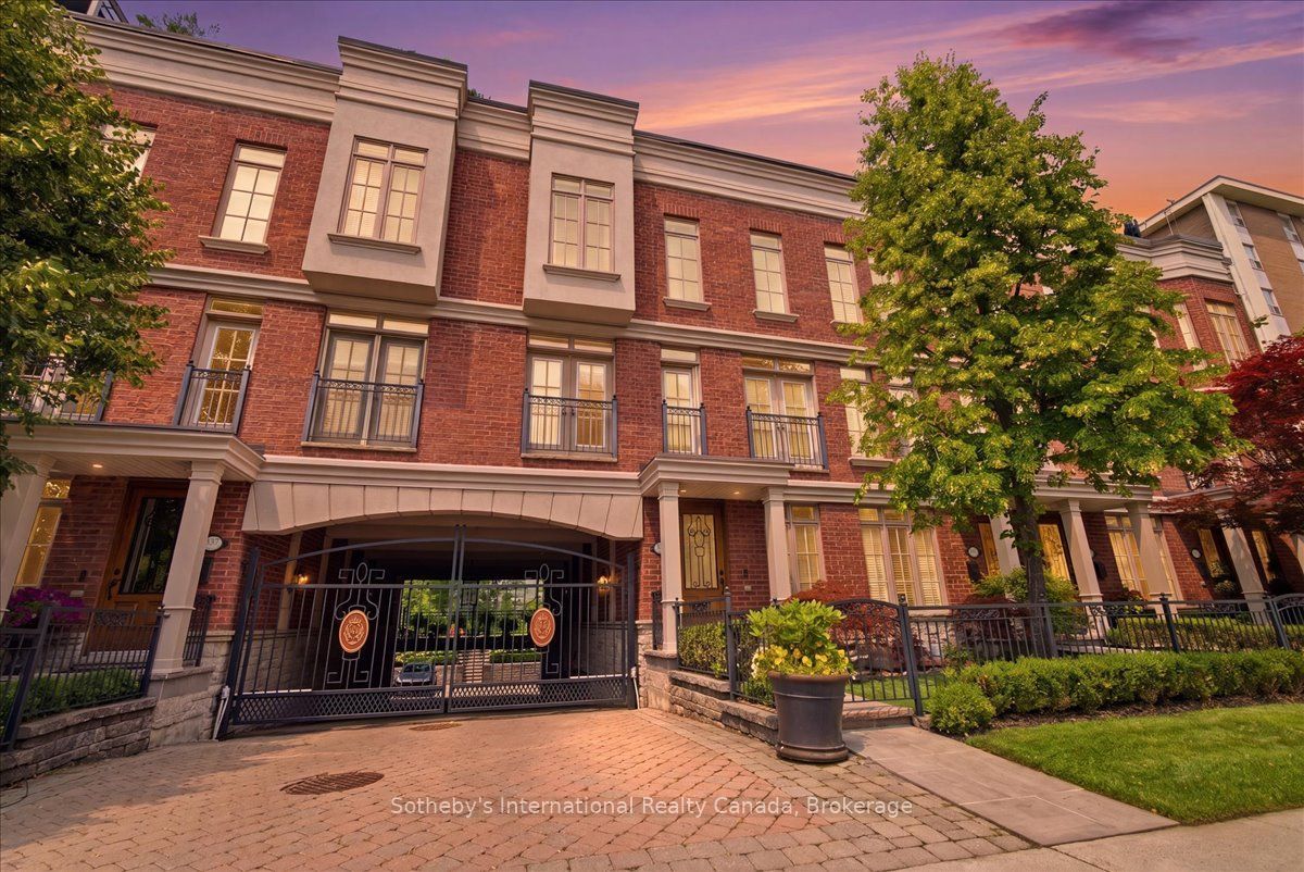 339 Randall Street, Oakville, ON L6J 1R3