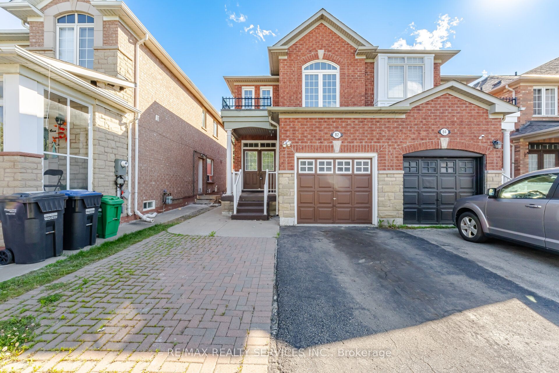 82 Rubysilver Drive, Brampton, ON L6P 1R1 photo 2