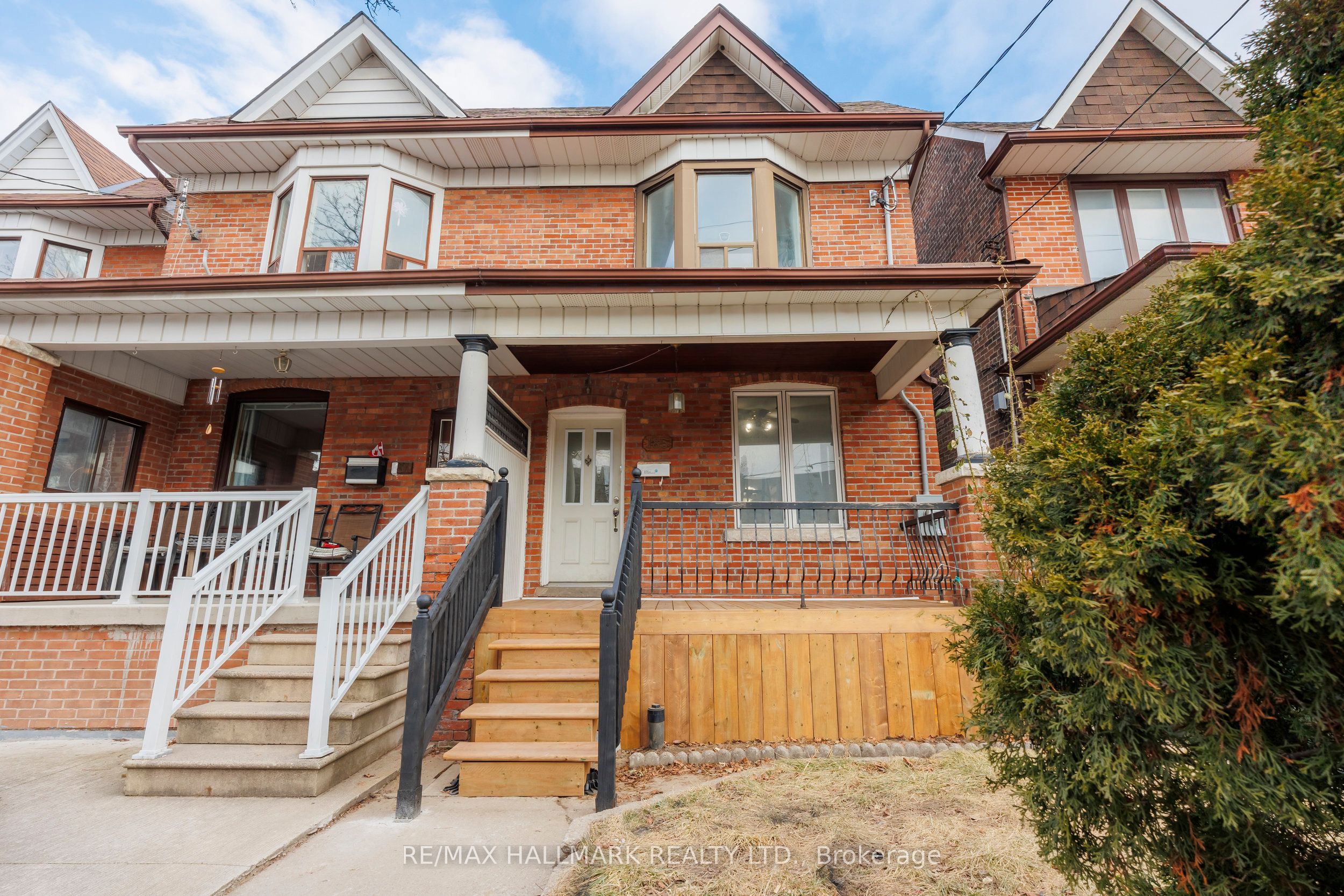 185 Laughton Avenue, Toronto, ON M6N 2X6 photo 2
