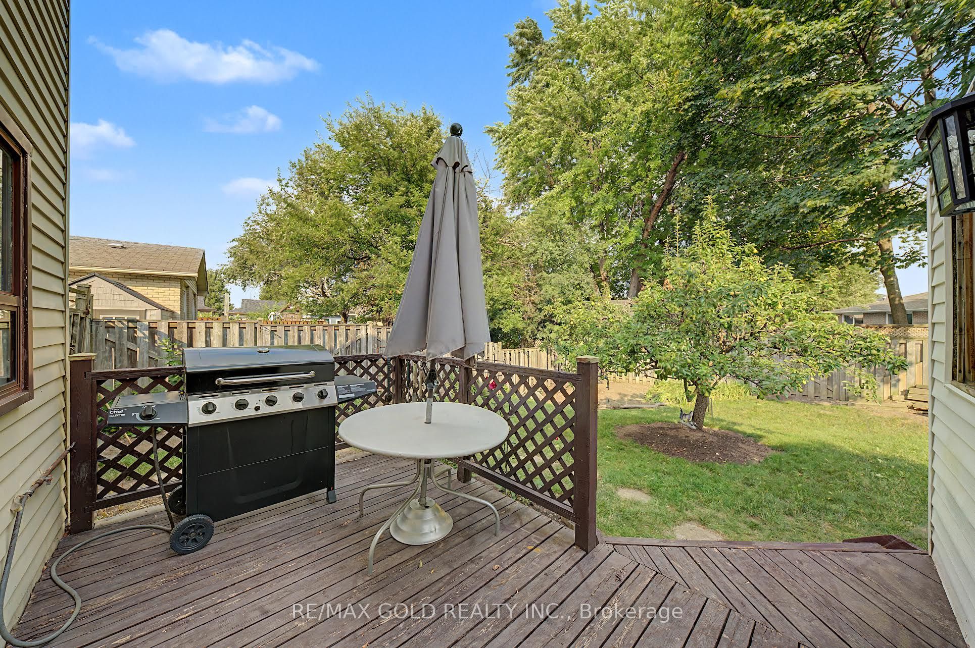 52 Madoc Drive, Brampton, ON L6V 1Z9