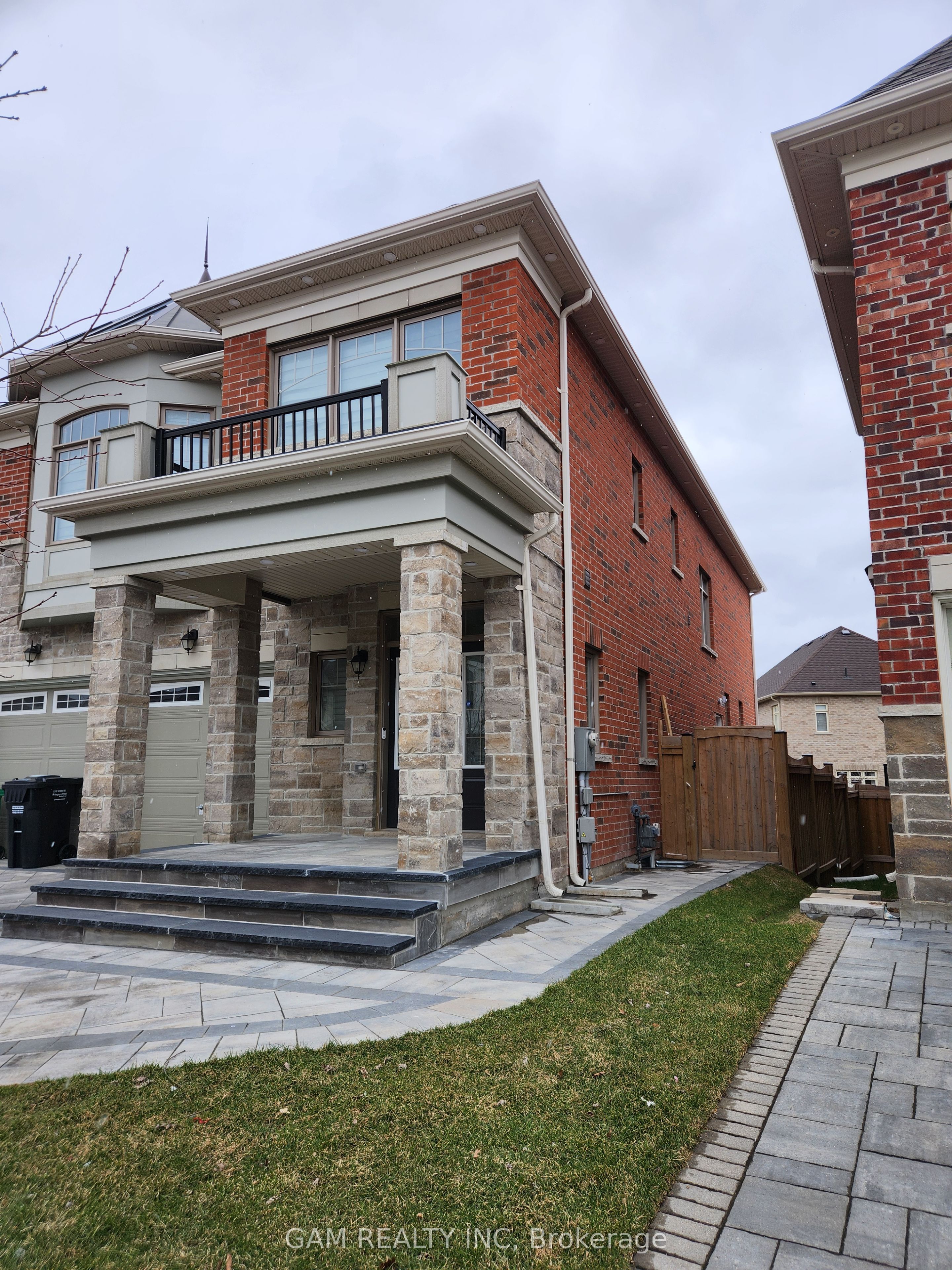 18 Provost Trail lower, Brampton, ON L6Y 6E7