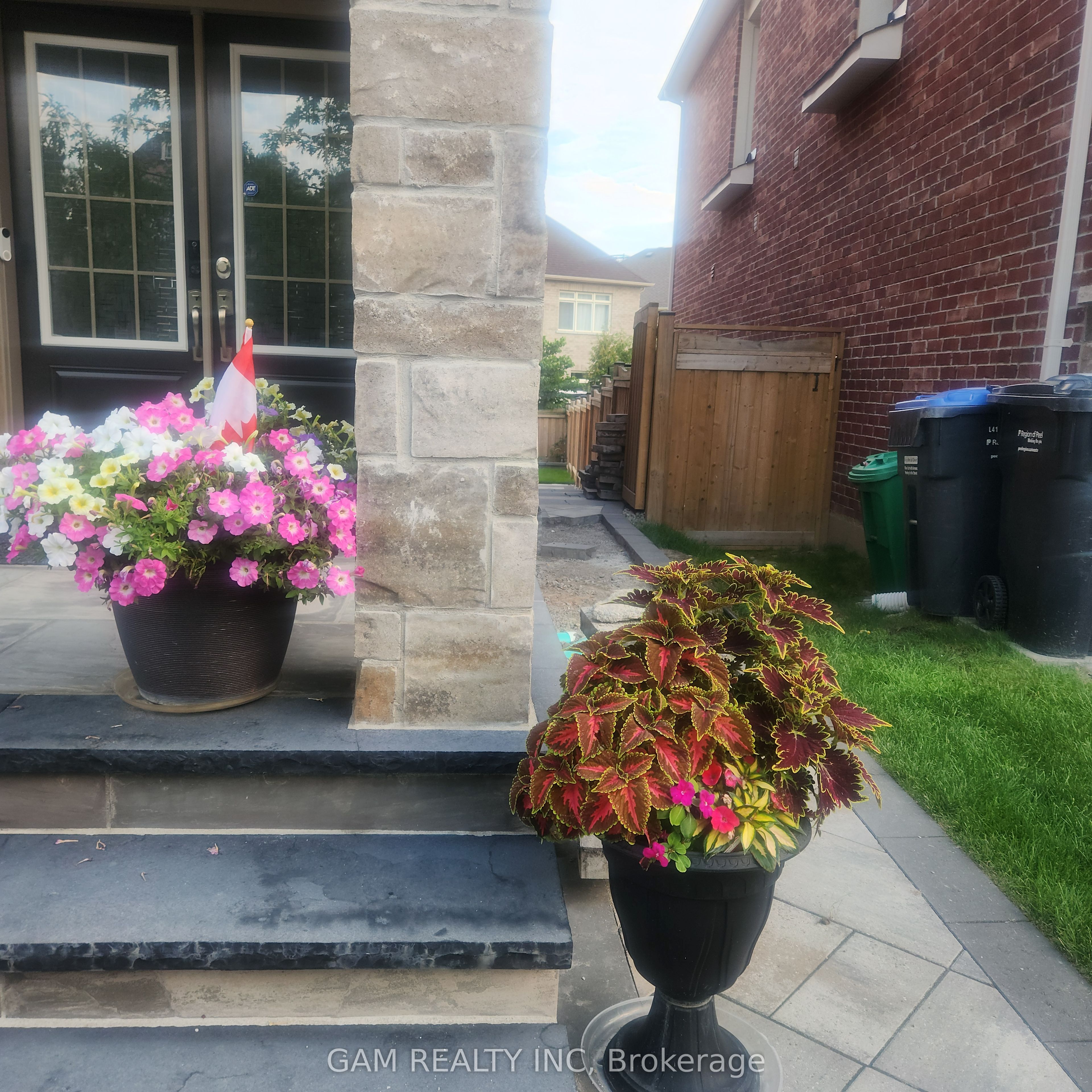 18 Provost Trail lower, Brampton, ON L6Y 6E7 photo 3