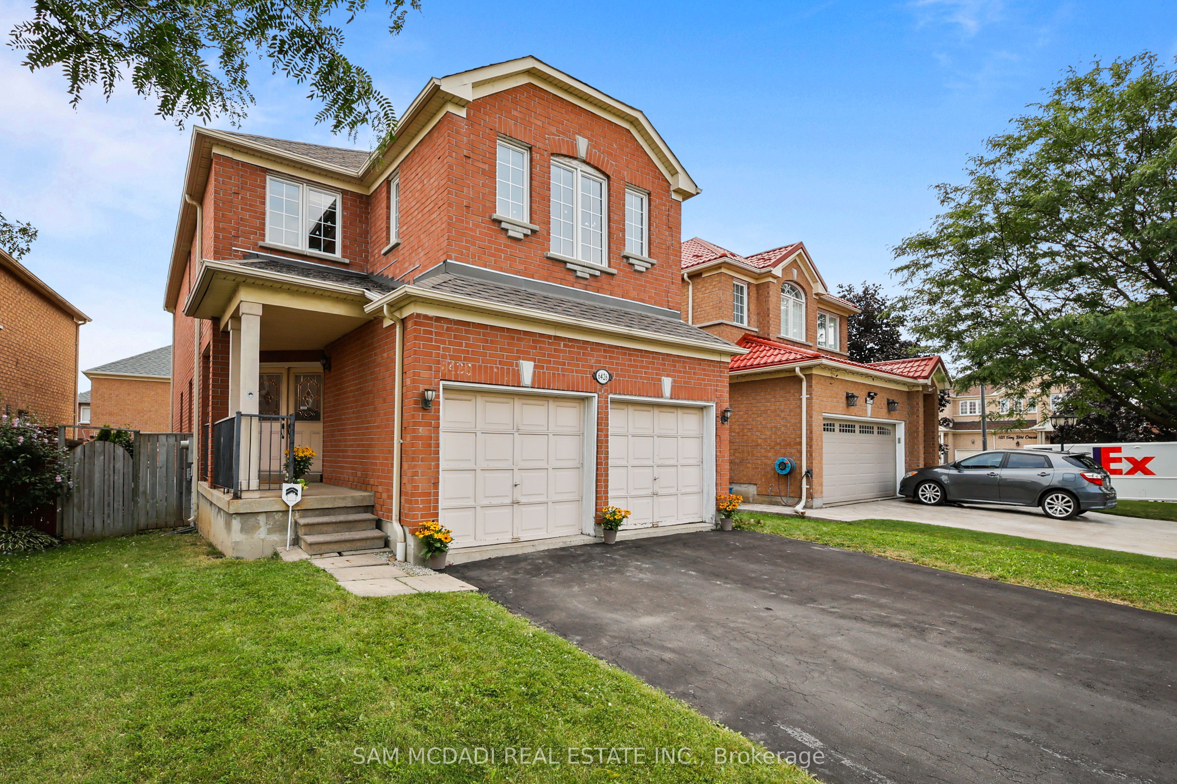 6426 Valiant Heights, Mississauga, ON L5W 1E2 photo 3