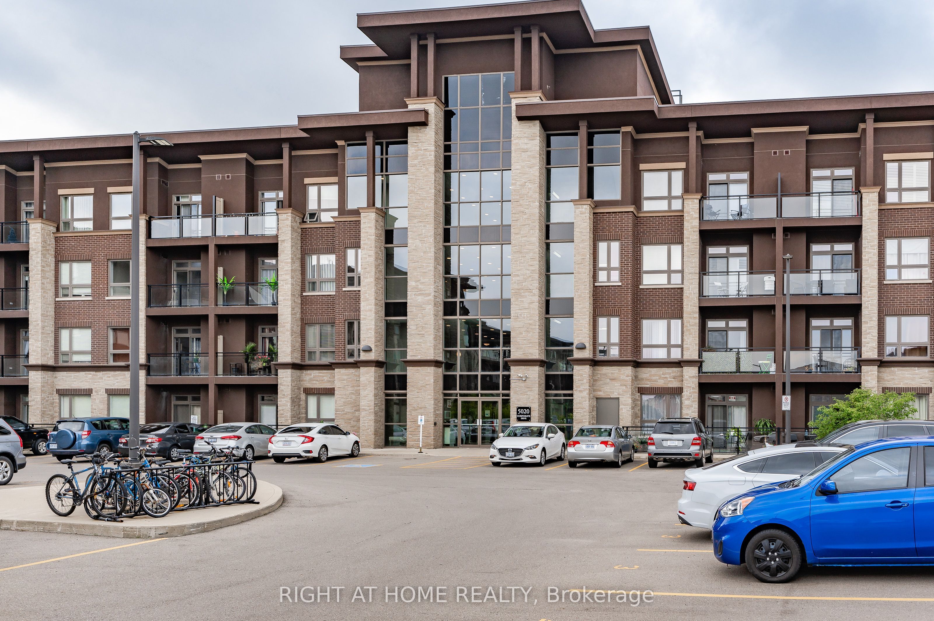5020 Corporate Drive 107, Burlington, ON L7L 0H7 photo 5
